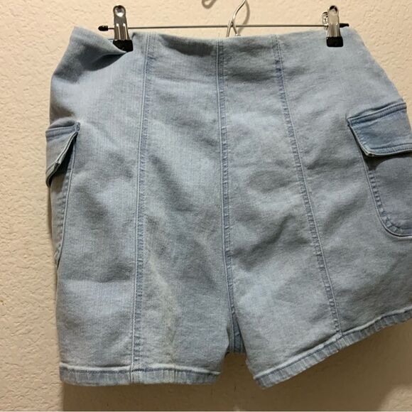 Venus Cargo Sailor Shorts Women's size 16 - Picture 8 of 12